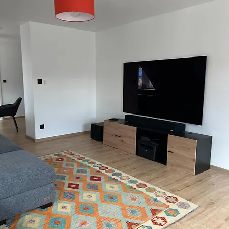 Le Donjon Classe 4 Etoiles 5 Mn Du Standing 120 M2 Centre Au Calme Апартаменты