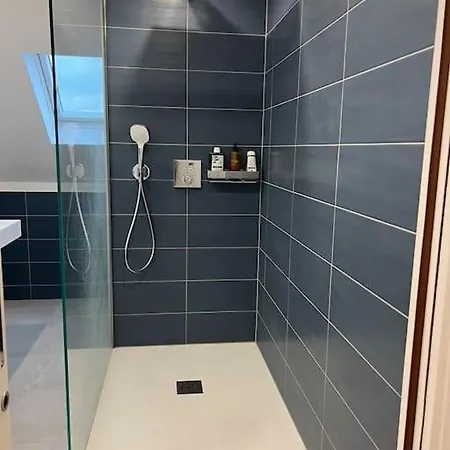 Le Donjon Classe 4 Etoiles 5 Mn Du Standing 120 M2 Centre Au Calme Apartmán *